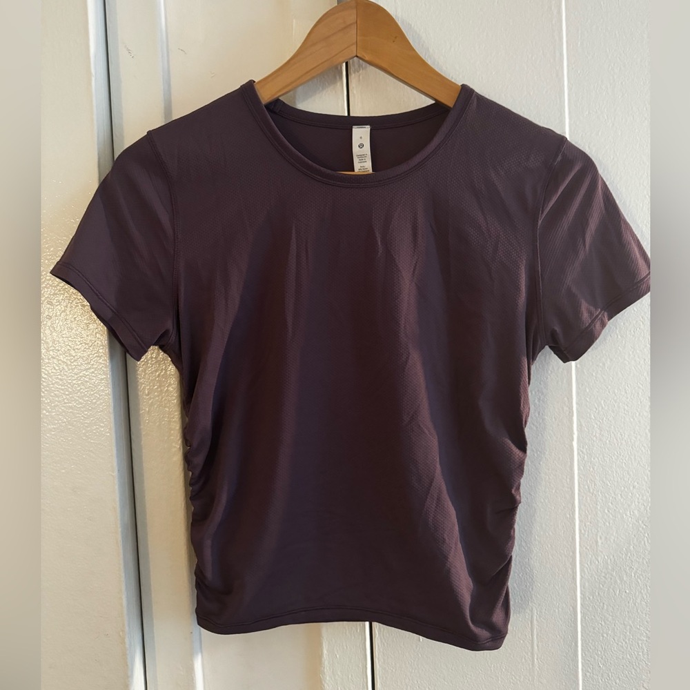 Lululemon workout top